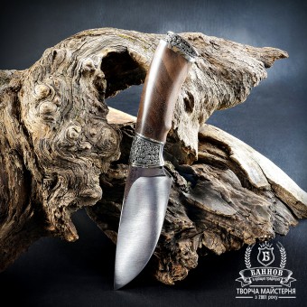 Ніж ручної роботи 